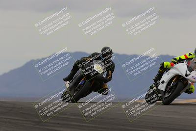 media/Jan-15-2023-SoCal Trackdays (Sun) [[c1237a034a]]/Turn 9 (2pm)/